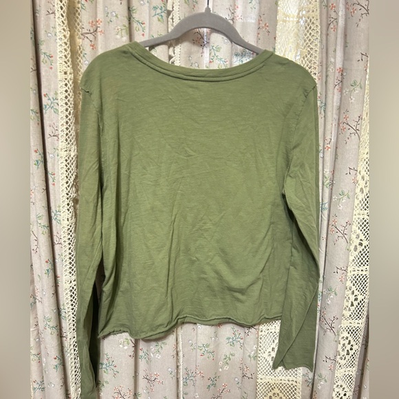 Anthropologie Olive Green Cropped Long Sleeve Tee Medium - Picture 5 of 5